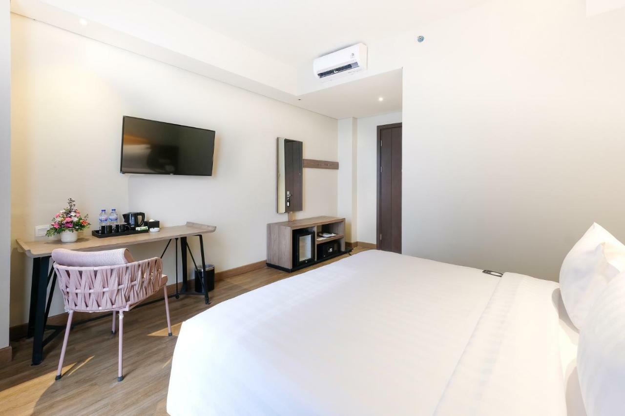 Luminor Hotel Jakarta Kota By Wh Exterior foto