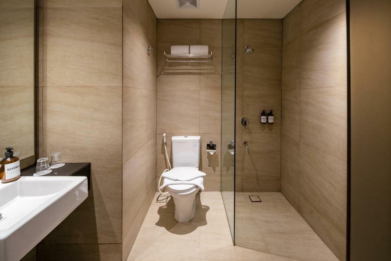 Luminor Hotel Jakarta Kota By Wh Exterior foto